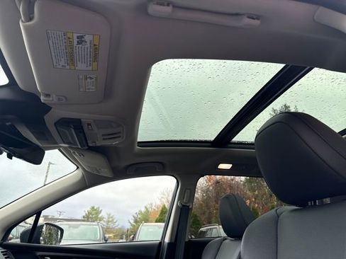 Used 2025 Subaru Ascent Bronze Edition image 21