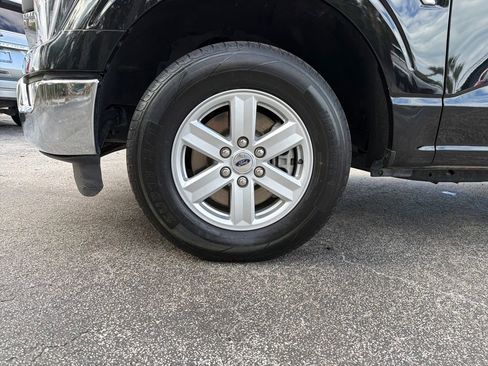Used 2023 Ford F150 XLT image 10