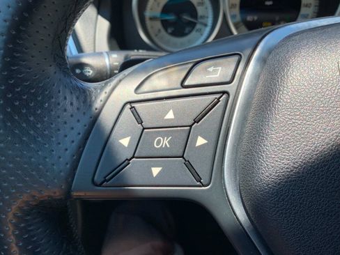 Used 2014 Mercedes-Benz E 350 Cabriolet image 27