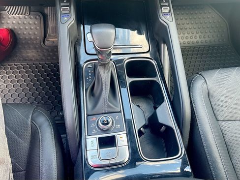 Used 2023 Kia Telluride EX X-Line AWD/4WD image 17