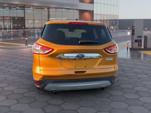 Used 2016 Ford Escape Titanium w/ Equipment Group 301A FWD image 8