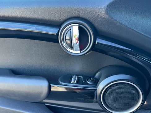 Used 2015 MINI Cooper S FWD image 11