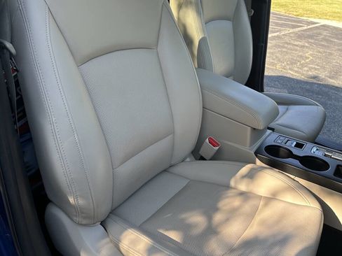 Used 2015 Subaru Outback 2.5i Limited image 22