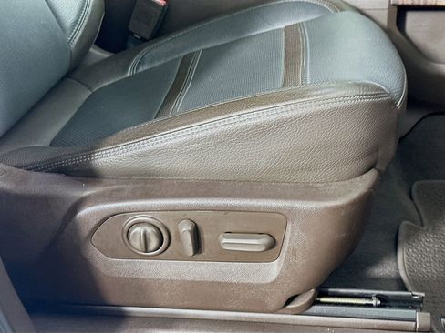 Used 2020 GMC Sierra 3500 Denali w/ Denali Ultimate Package image 23