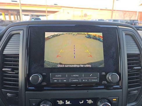 Used 2024 Nissan Titan SV w/ SV Convenience Package image 9