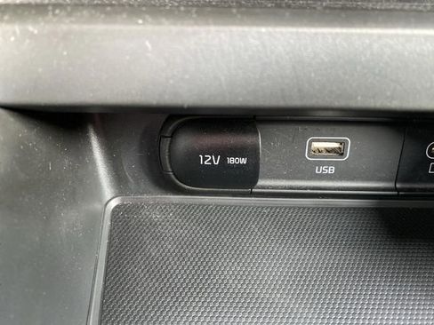 Certified 2023 Kia Soul GT-Line image 21