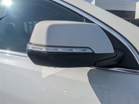 Used 2021 GMC Acadia SLT image 12