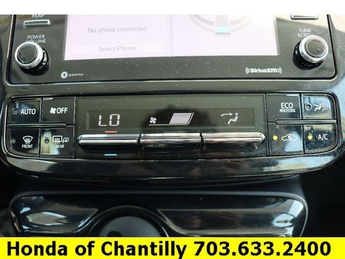 Used 2021 Toyota Prius XLE w/ Advanced Technology Package image 12