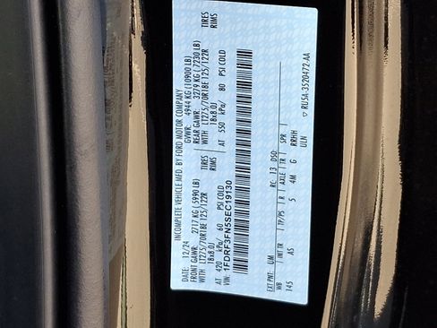 New 2025 Ford F350 XL w/ XL Chrome Package image 9