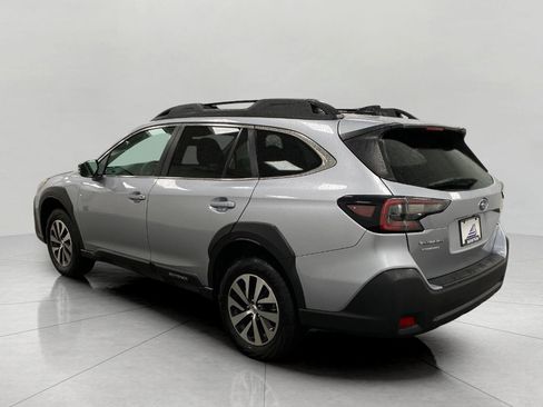 Used 2025 Subaru Outback Premium w/ Popular Package #1A AWD/4WD image 8