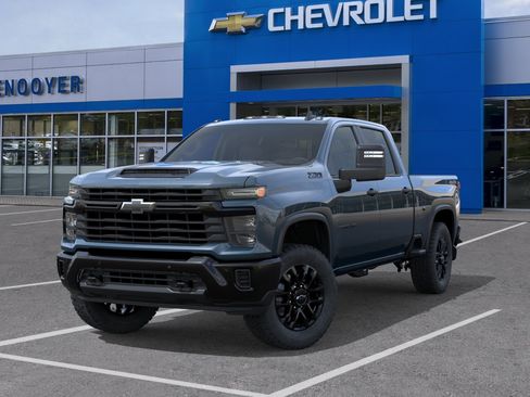 New 2026 Chevrolet Silverado 2500 Custom w/ Custom Value Package AWD/4WD image 30
