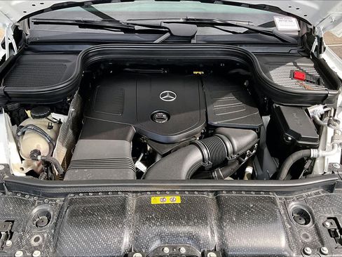 Certified 2024 Mercedes-Benz GLE 350 4MATIC image 32