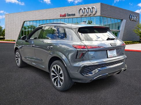 New 2026 Audi Q3 quattro 2.0T AWD/4WD image 3