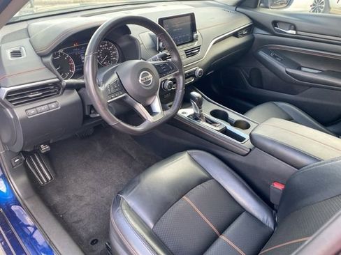 Used 2022 Nissan Altima 2.5 SR image 7