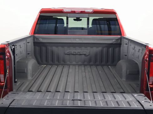 Used 2020 GMC Sierra 1500 AT4 w/ Technology Package AWD/4WD image 14