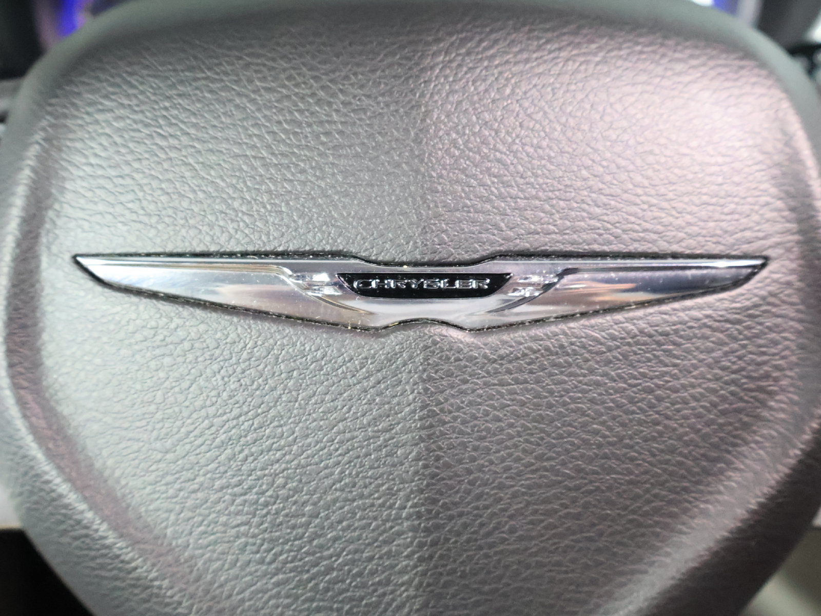 Used 2023 Chrysler Voyager LX FWD image 45