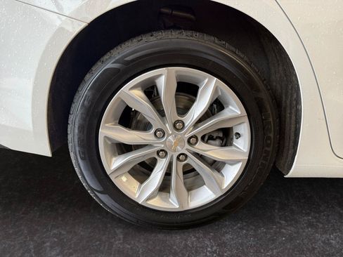 Used 2023 Chevrolet Malibu LT FWD image 8