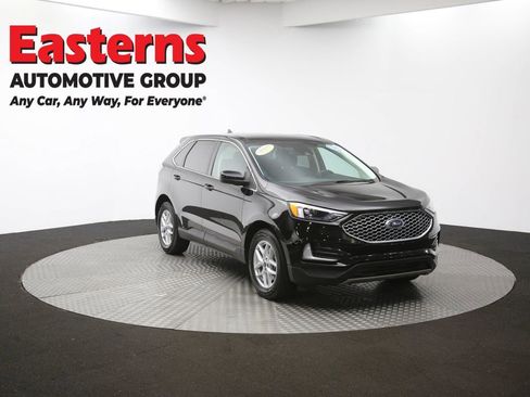 Used 2023 Ford Edge SEL image 49