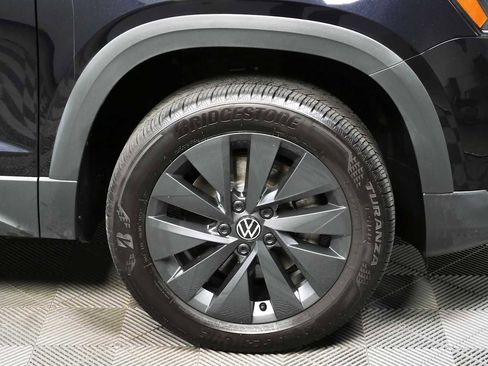 Used 2024 Volkswagen Taos S FWD image 7