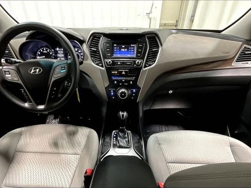 Used 2018 Hyundai Santa Fe Sport image 15