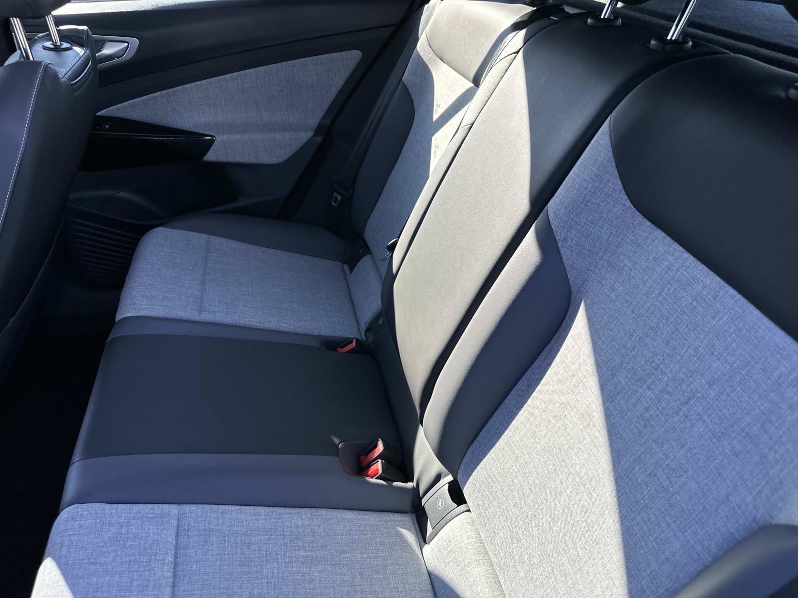 Certified 2023 Volkswagen ID.4 Pro RWD image 24