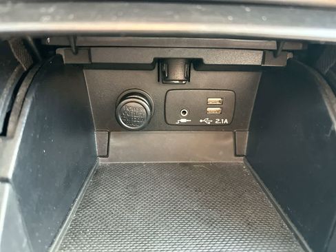 Used 2019 Subaru Outback 2.5i Touring image 35