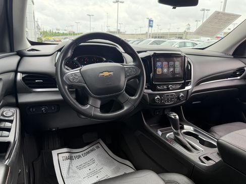 Used 2019 Chevrolet Traverse RS w/ LPO, Floor Liner Package FWD image 31
