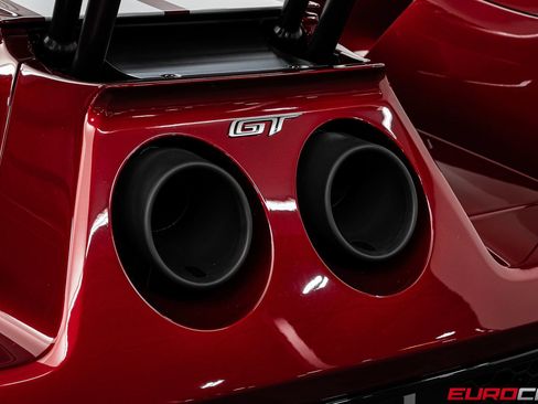 Used 2018 Ford GT RWD image 29