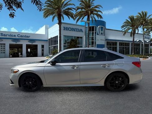 Used 2024 Honda Civic Sport image 5