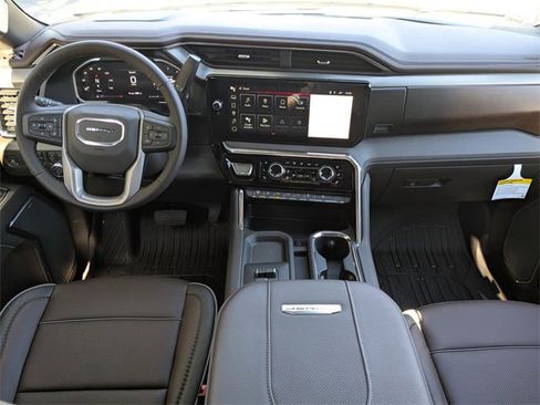 New 2026 GMC Sierra 2500 Denali w/ Denali Reserve Package image 16