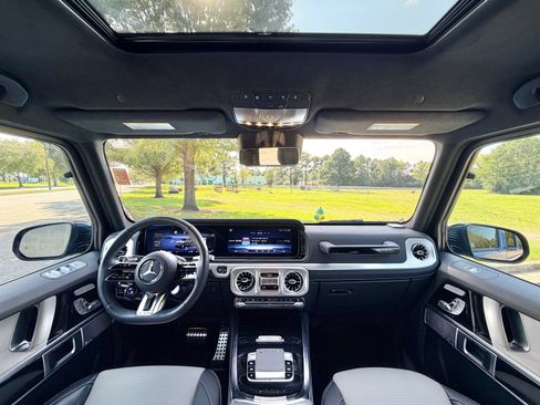 Certified 2025 Mercedes-Benz G 63 AMG 4MATIC image 2