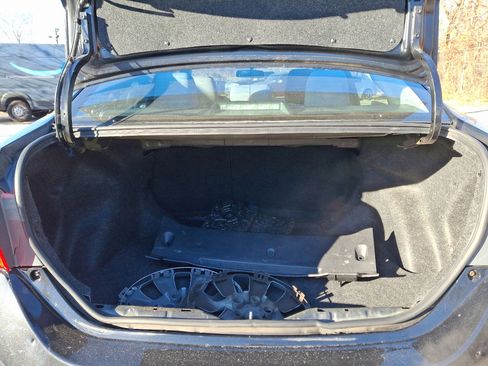 Used 2016 Toyota Corolla L image 30