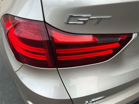 Used 2014 BMW 535i Gran Turismo xDrive image 27