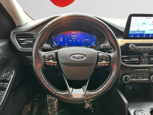 Used 2022 Ford Escape Titanium w/ Titanium Elite Package AWD/4WD image 13