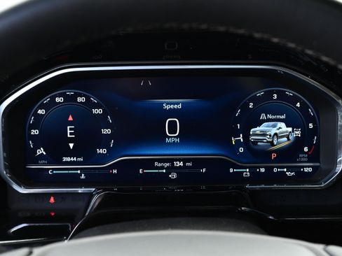 Used 2024 Chevrolet Silverado 1500 RST image 17