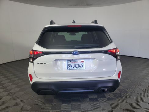 Used 2026 Subaru Forester Premium image 5