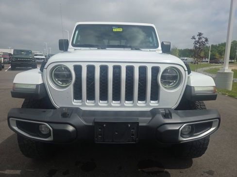 Used 2022 Jeep Gladiator Overland w/ LED Lighting Group AWD/4WD image 3