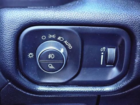 Used 2021 RAM 1500 Big Horn image 20