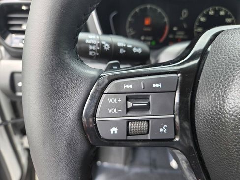 Used 2024 Honda Pilot EX-L image 24