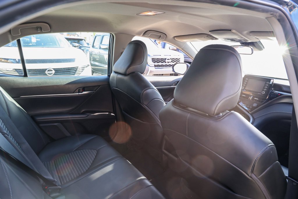 Used 2021 Toyota Camry SE FWD image 17