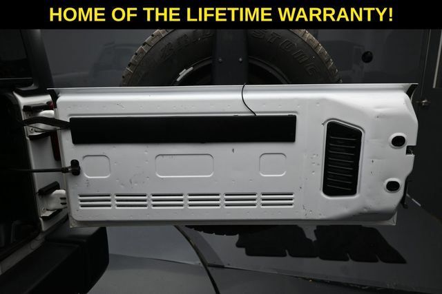 Used 2017 Jeep Wrangler Unlimited Sport w/ Quick Order Package 24S AWD/4WD image 38