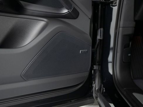 New 2026 Porsche Cayenne AWD/4WD image 21