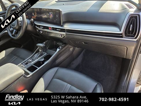 Certified 2025 Kia Sorento S FWD image 21