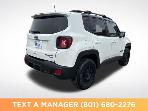 Used 2022 Jeep Renegade Trailhawk w/ Trailer Tow Group AWD/4WD image 3