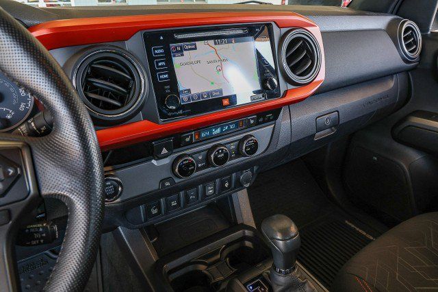 Used 2016 Toyota Tacoma TRD Sport RWD image 14