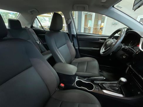 Used 2019 Toyota Corolla LE FWD image 26