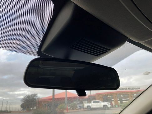 Used 2022 Nissan Sentra SV w/ All-Weather Package image 25