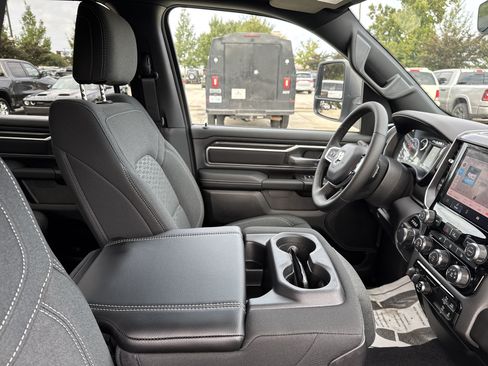 Used 2025 RAM 1500 Big Horn AWD/4WD image 20