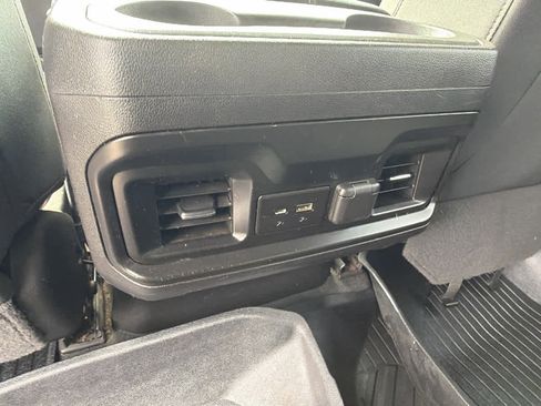 Used 2021 Chevrolet Silverado 1500 LT Trail Boss image 18