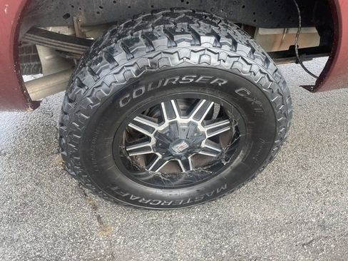 Used 2016 Ford F250 Lariat w/ Lariat Interior Package image 21